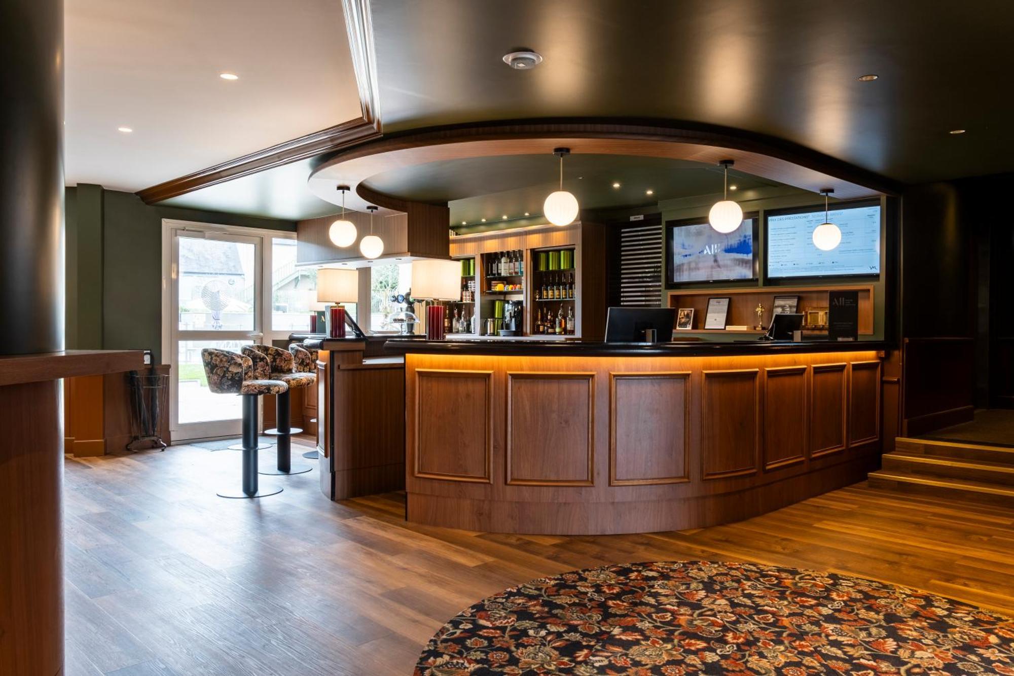 Mercure Bayeux Omaha Beach Port-en-Bessin-Huppain Bagian luar foto