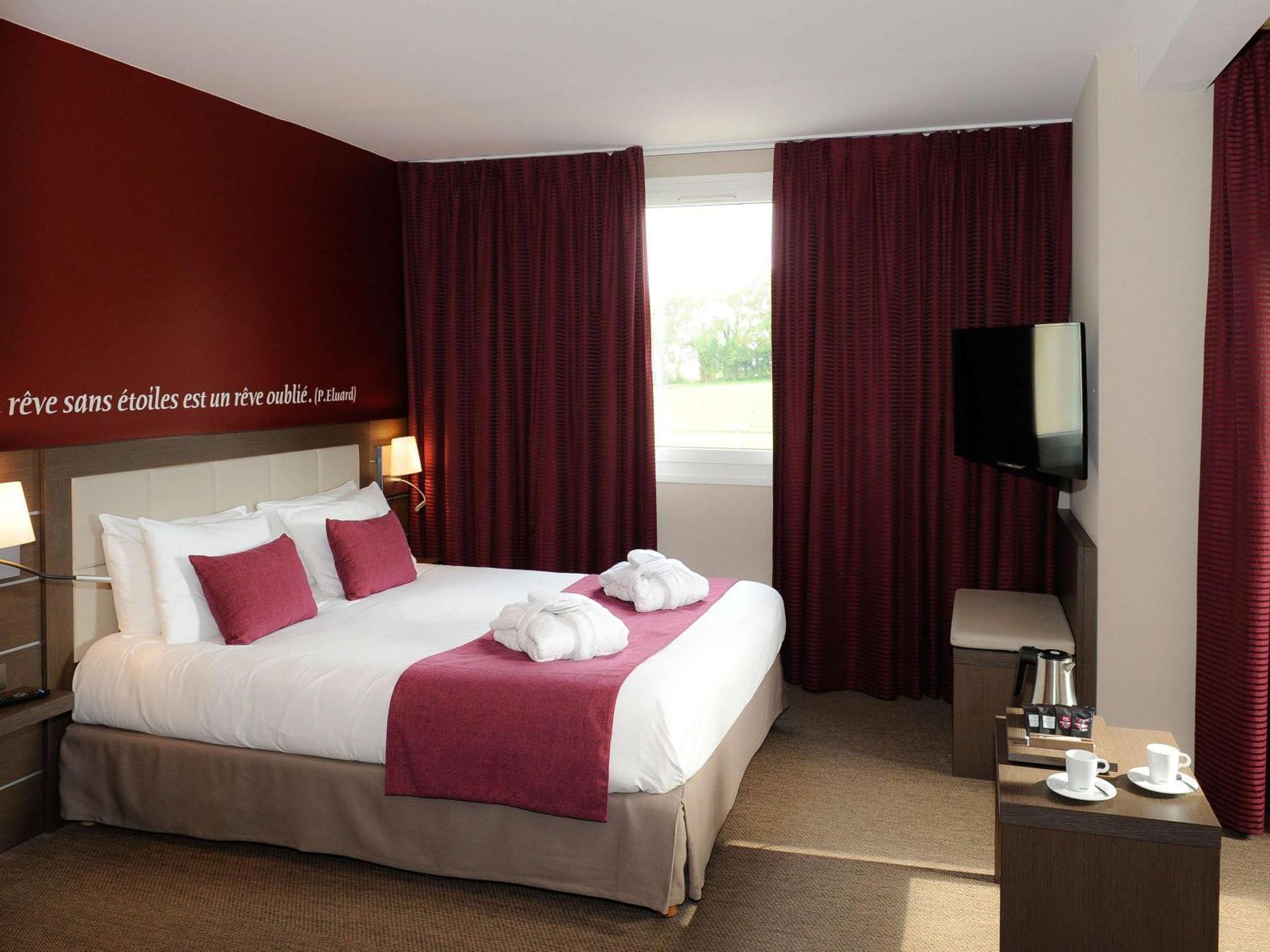 Mercure Bayeux Omaha Beach Port-en-Bessin-Huppain Bagian luar foto
